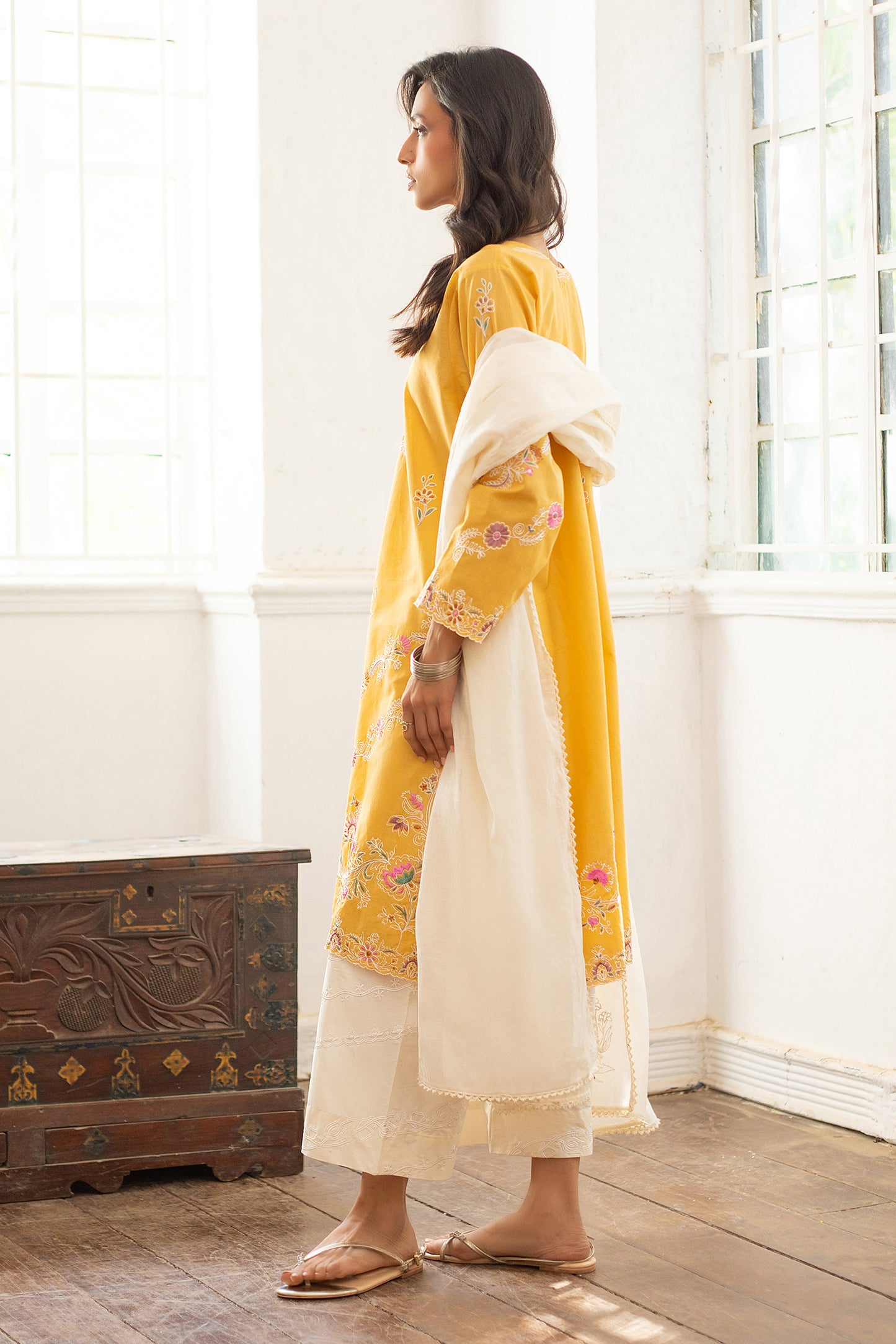 YELLOW EMBROIDERED KURTA