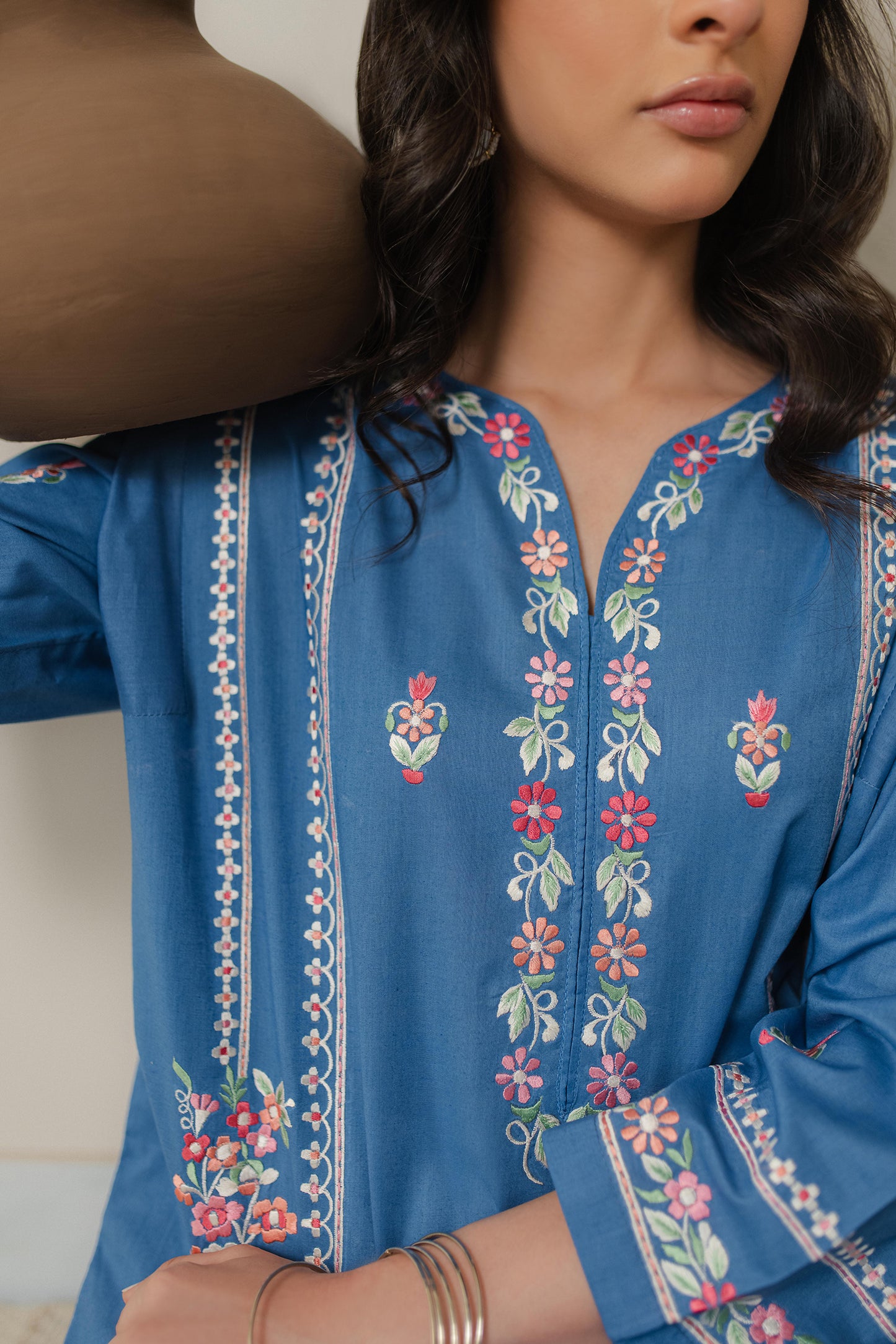 BLUE EMBROIDERED KURTA