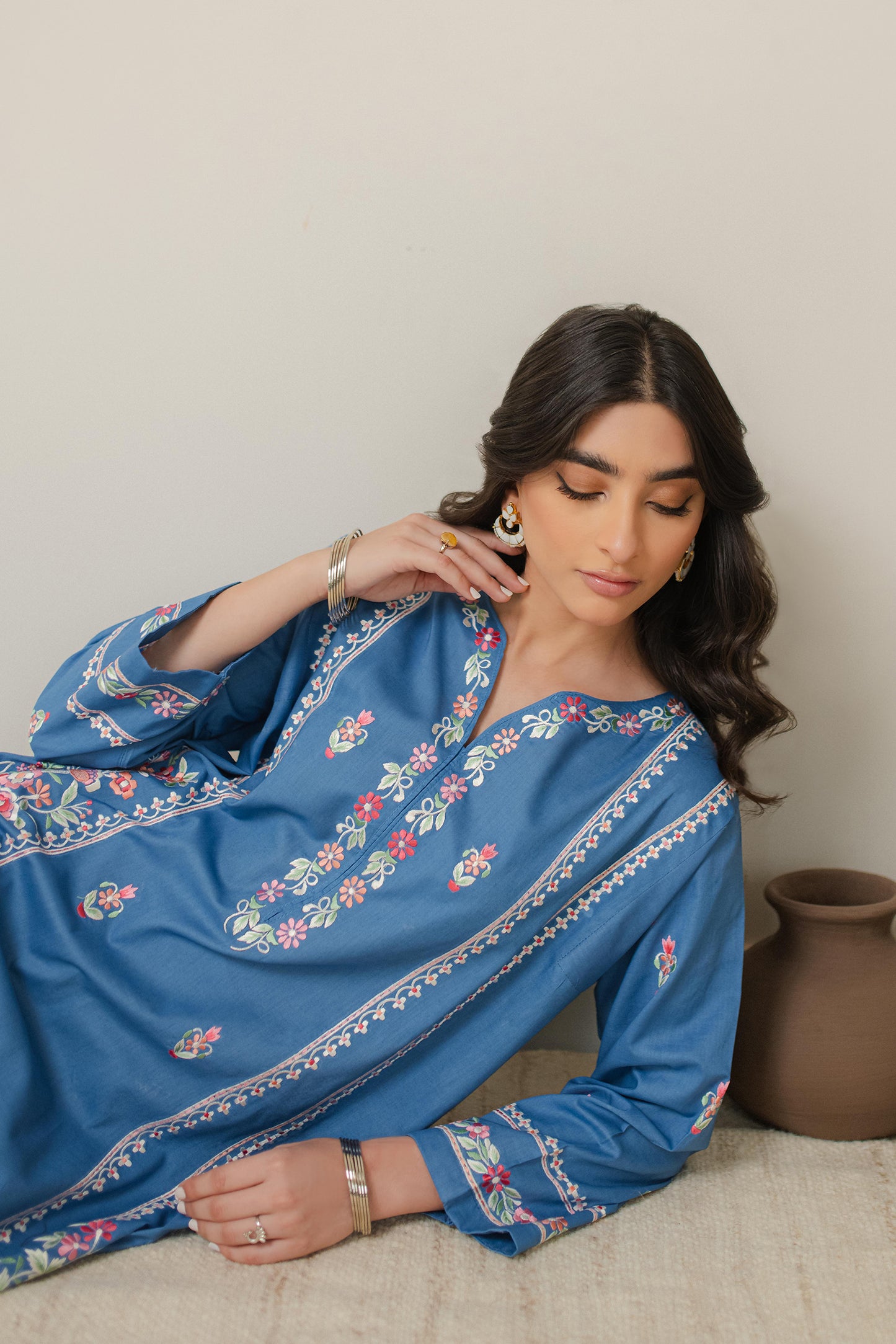 BLUE EMBROIDERED KURTA