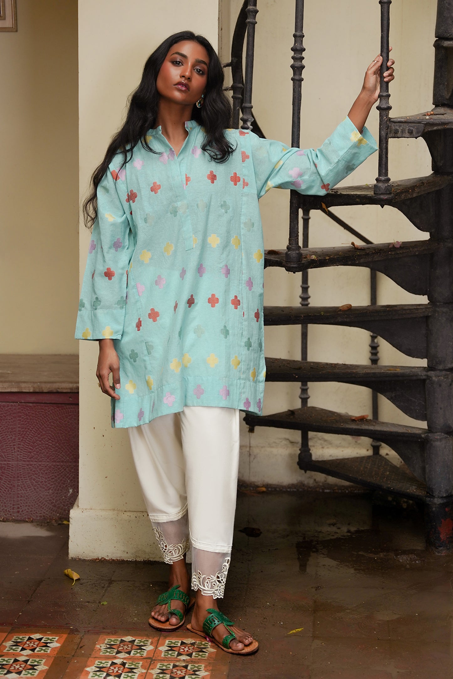 AQUA WOVEN KURTA