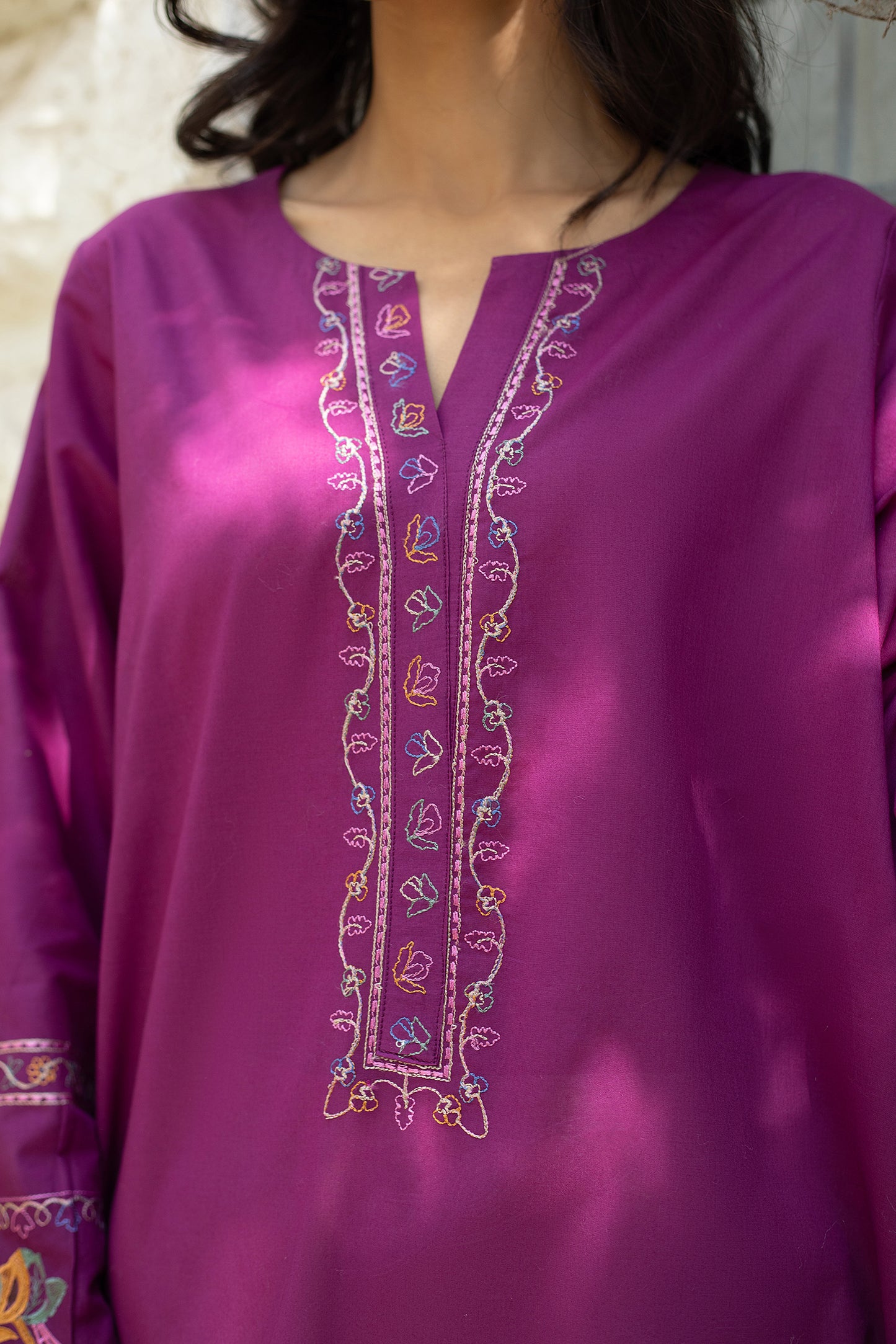 AUBERGINE EMBROIDERED KURTA